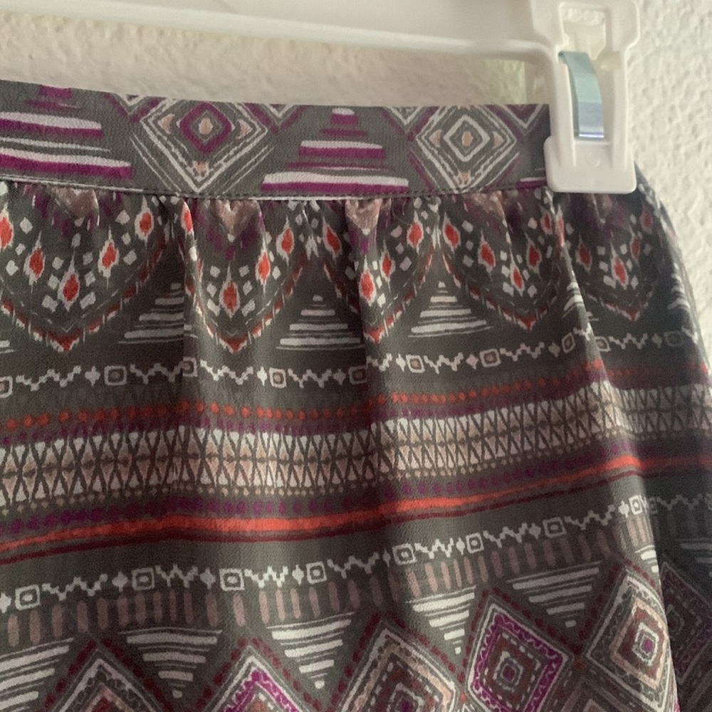 American Eagle Skirt - Picture 2 of 3